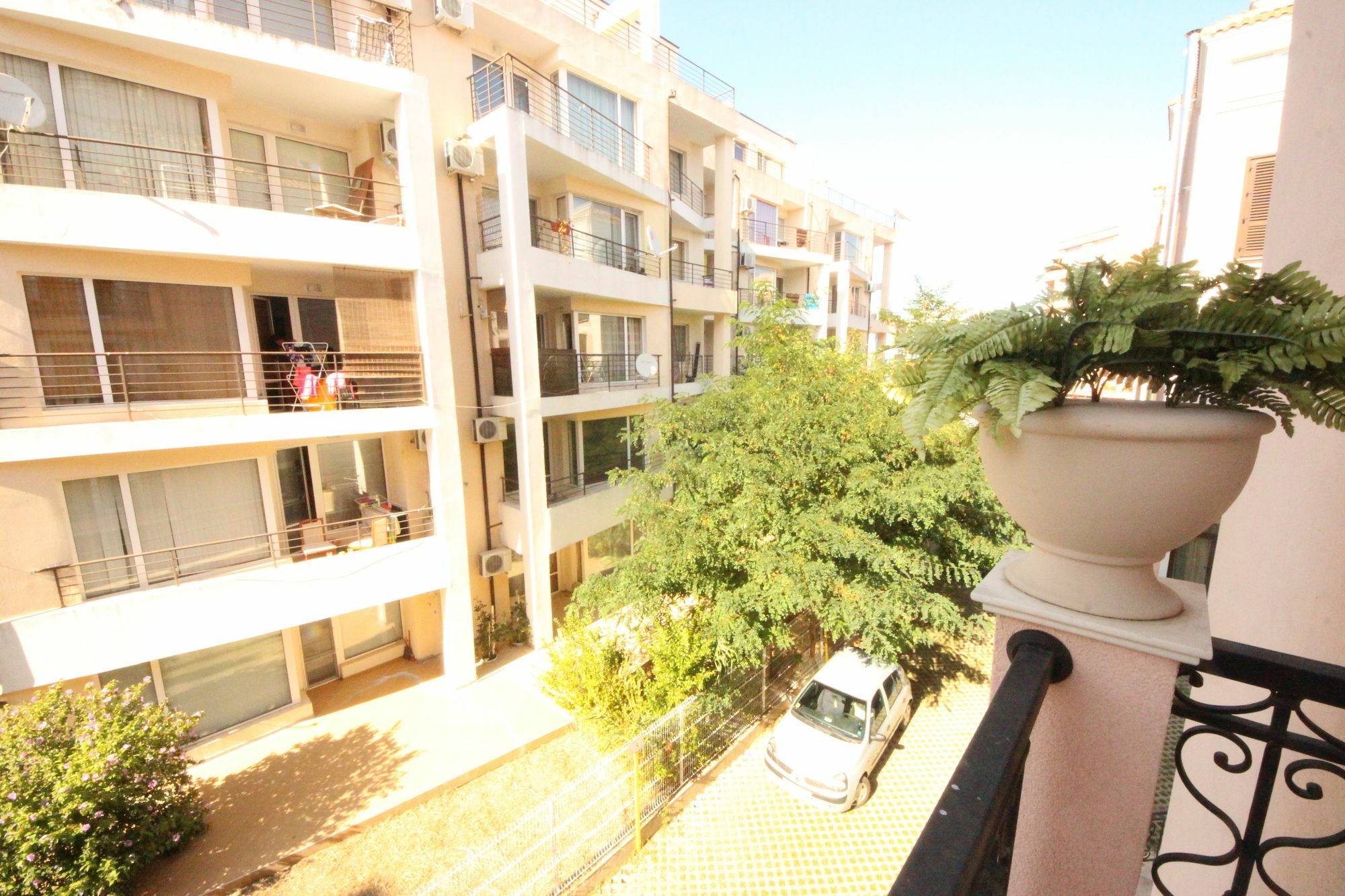Menada Romance Marine Apartments Sunny Beach Exterior photo